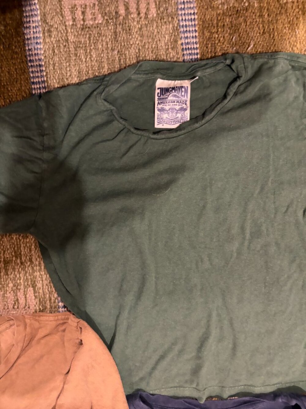 4 jungmaven shirts - all size small - Picture 6 of 7